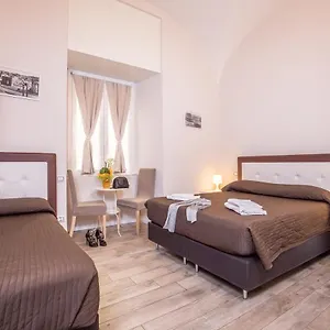Pensión Azzurra, Roma